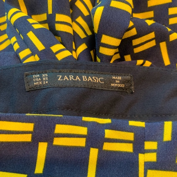 ZARA SILKY LOOSE FIT TROUSERS WITH GEOMETRIC PRINT PANTS - Picture 7 of 7